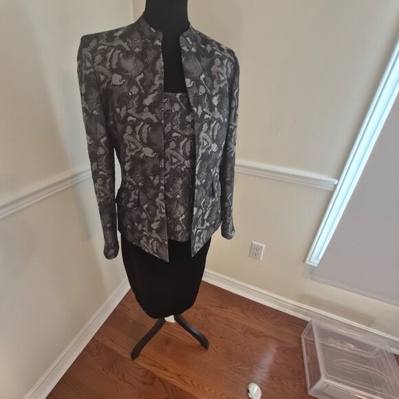 Kasper Metallic Brocade Blazer & Tank Set, Size 4 - Picture 3 of 15